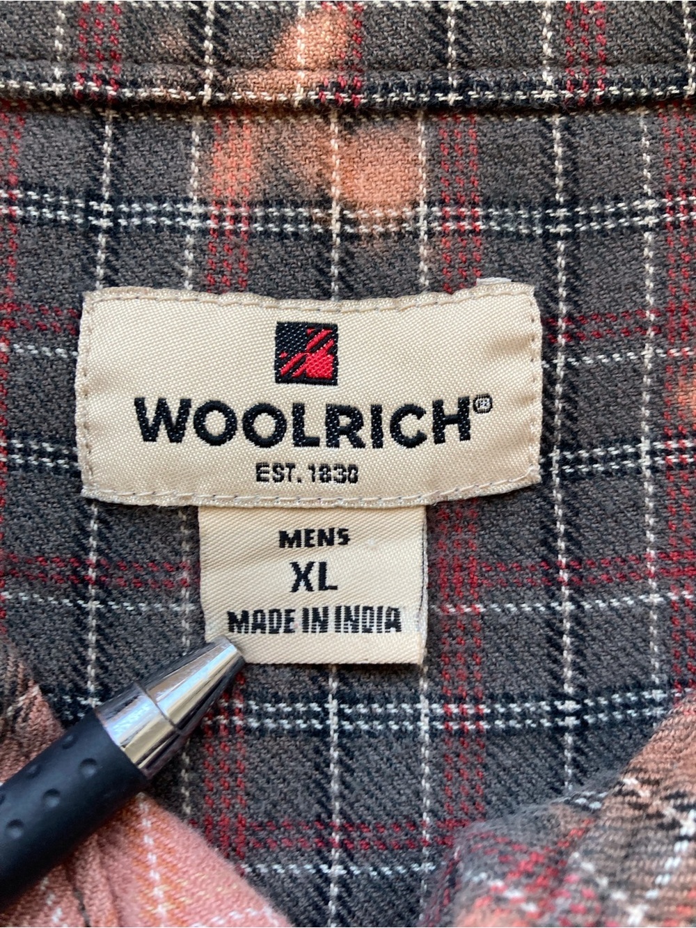 Woolrich Reworked Flannel Rock & Roll Guitar Graphic XL - Picture 9 of 9